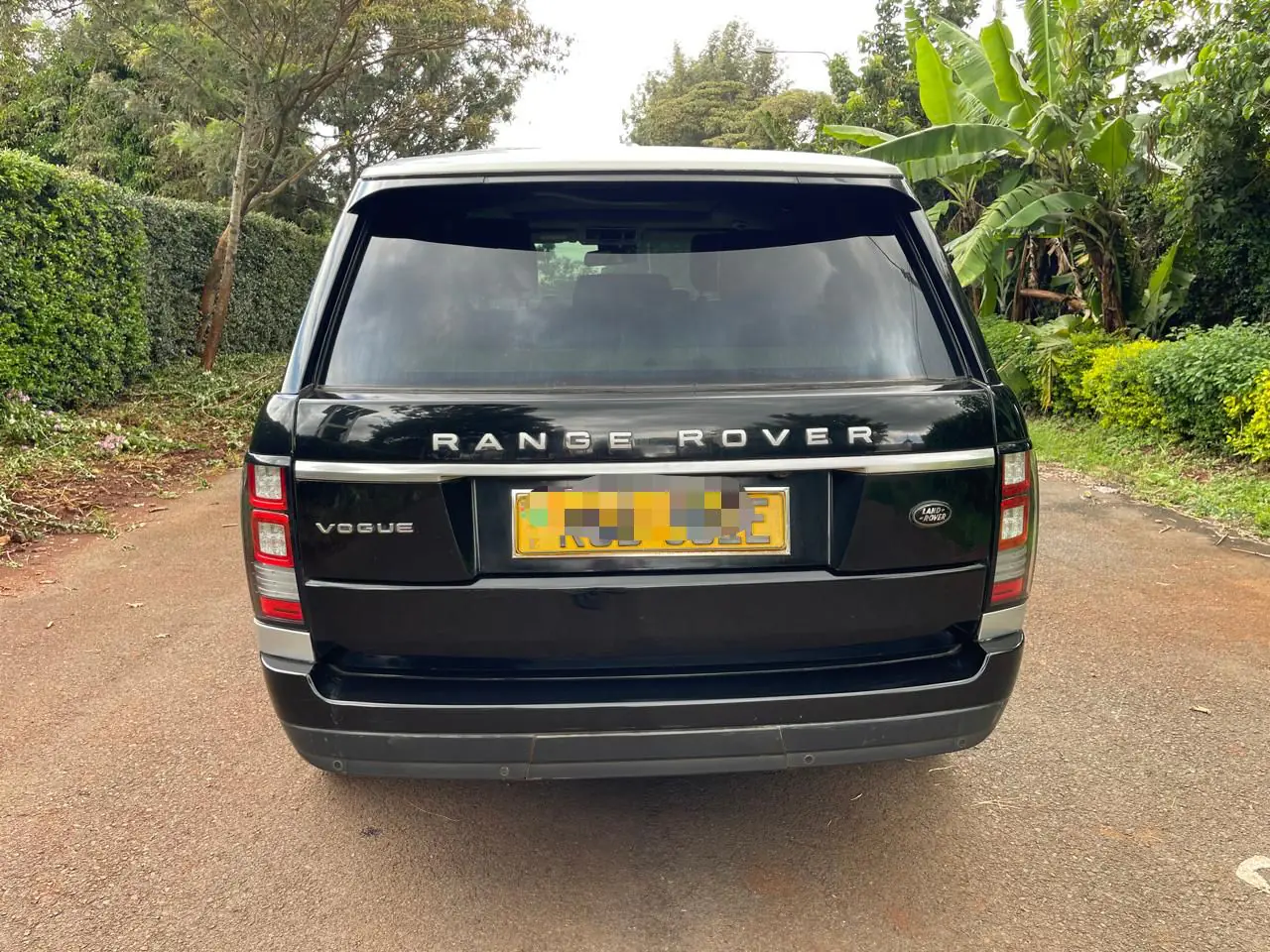 RANGE-ROVER VOGUE QUICKEST SALE EVER DEAL ON OFFER fully loaded QUICK SALE You Pay 30% Deposit Hire purchase installments HP UpTo 70% financing/finance NO CRB STATUS CHECK Trade in OK sdv6 23 Img 20250514 wa0044