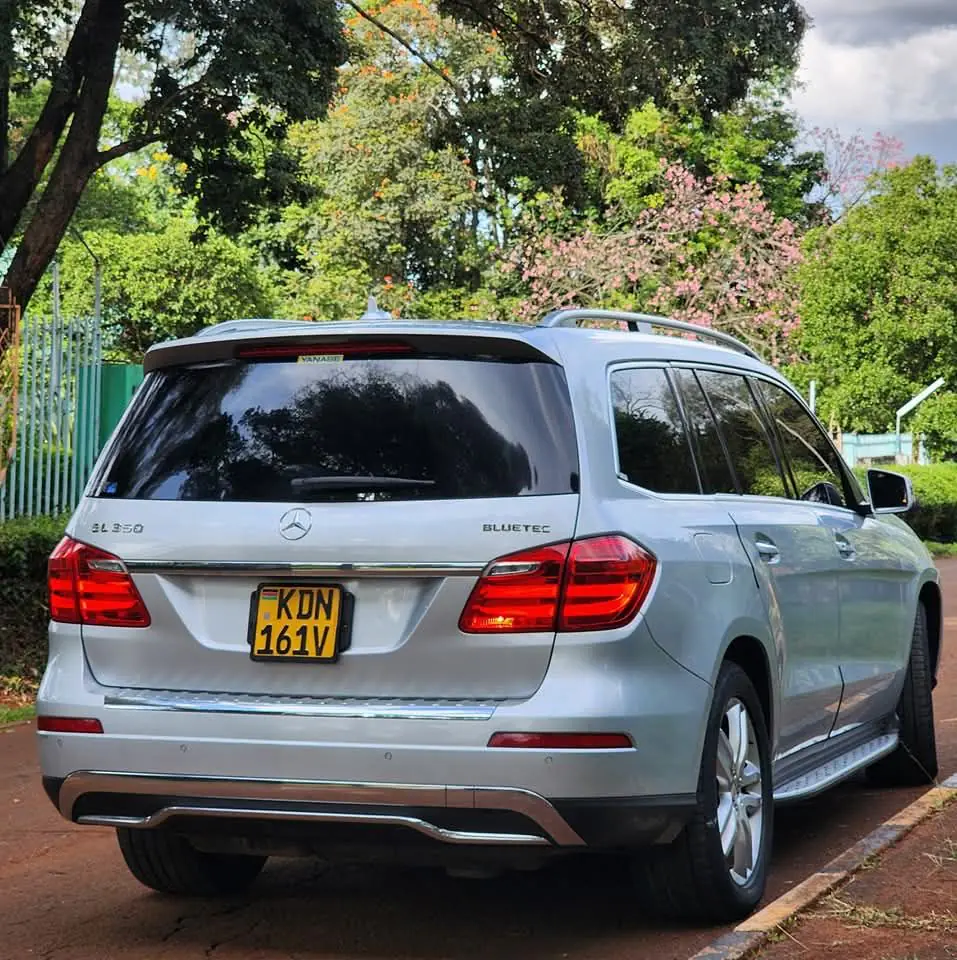 MERCEDES BENZ GL-350 BLUETEC 4MATIC DEAL ON OFFER fully loaded QUICK SALE You Pay 30% Deposit Hire purchase installments HP UpTo 70% financing/finance NO CRB STATUS CHECK Trade in OK