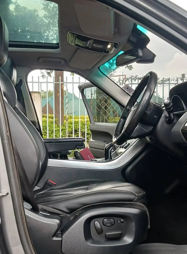 RANGE ROVER Sport HSE fully loaded moon roof on offer Deal QUICK SALE You Pay 30% Deposit Hire purchase installments HP UpTo 70% financing/finance NO CRB STATUS CHECK Trade in OK