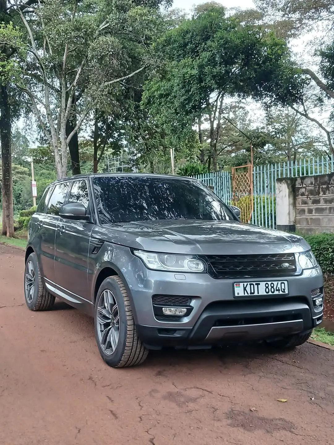 RANGE ROVER Sport HSE fully loaded moon roof on offer Deal QUICK SALE You Pay 30% Deposit Hire purchase installments HP UpTo 70% financing/finance NO CRB STATUS CHECK Trade in OK