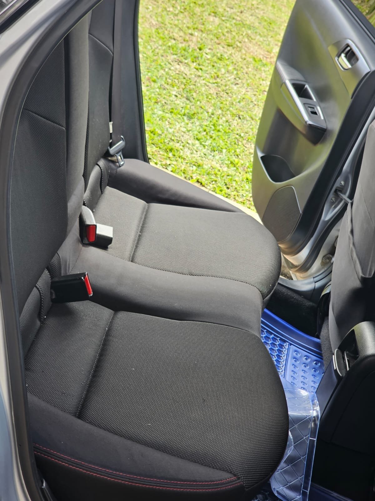 SUBARU IMPREZA hatchback Clean DEAL ON OFFER QUICK SALE You Pay 30% Deposit Hire purchase installments HP UpTo 70% financing/finance NO CRB STATUS CHECK Trade in OK