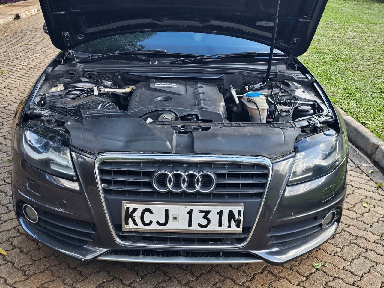 AUDI A-4 with SUNROOF fully loaded QUICK SALE DEAL ON OFFER You Pay 30% Deposit Hire purchase installments HP UpTo 70% financing/finance NO CRB STATUS CHECK Trade in OK