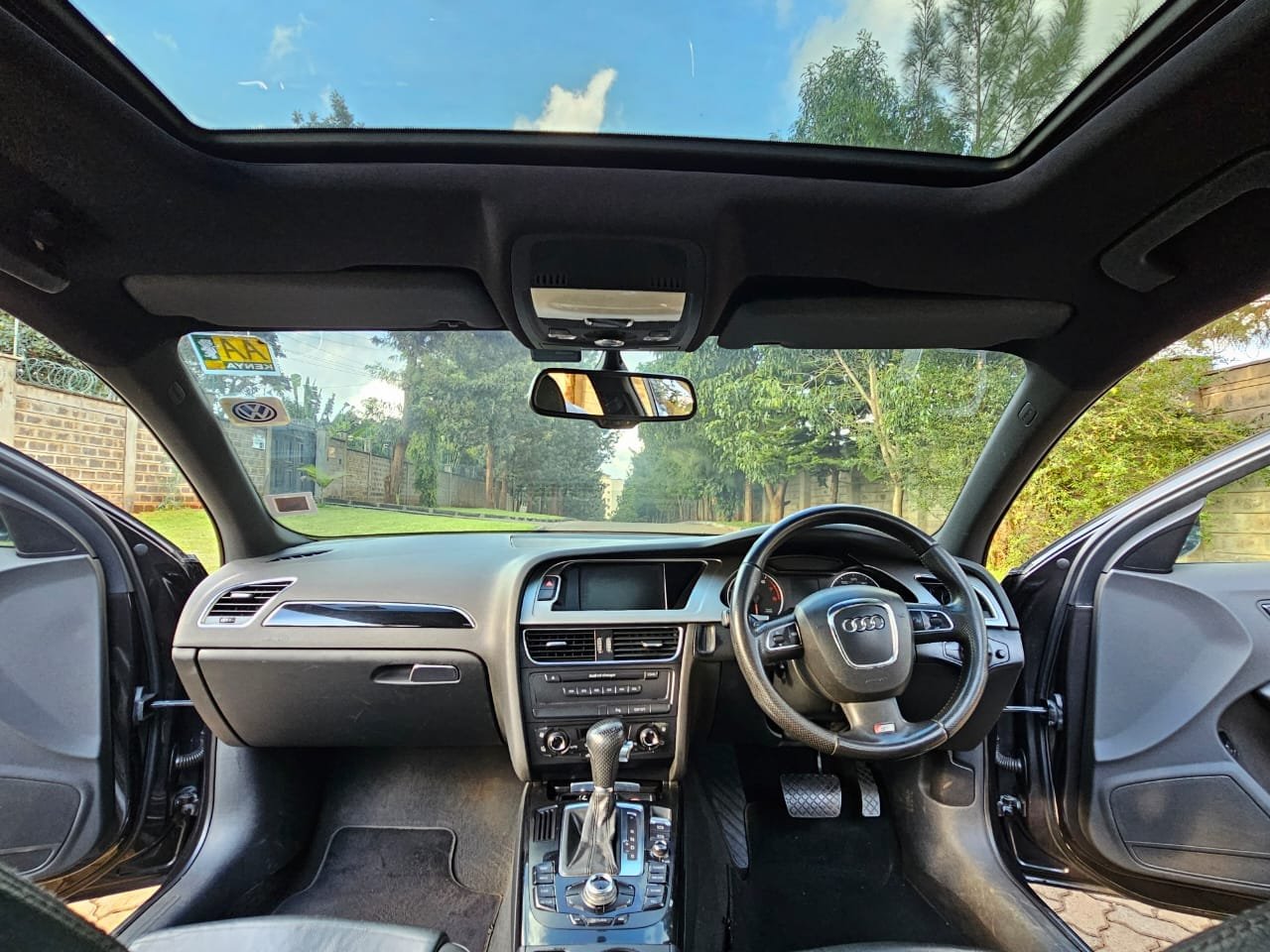 AUDI A-4 with SUNROOF fully loaded QUICK SALE DEAL ON OFFER You Pay 30% Deposit Hire purchase installments HP UpTo 70% financing/finance NO CRB STATUS CHECK Trade in OK