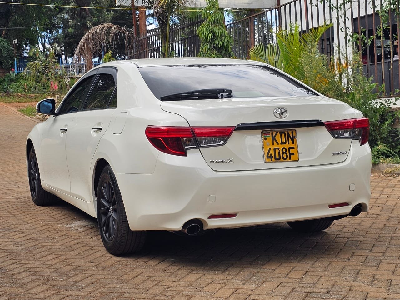 Toyota Mark X New shape Cleanest QUICK SALE DEAL ON OFFER You Pay 30% Deposit Hire purchase installments HP UpTo 70% financing/finance NO CRB STATUS CHECK Trade in OK 40 Toyota Mark X New shape Cleanest QUICK SALE DEAL ON OFFER You Pay 30% Deposit Hire purchase installments HP UpTo 70% financing/finance NO CRB STATUS CHECK Trade in OK