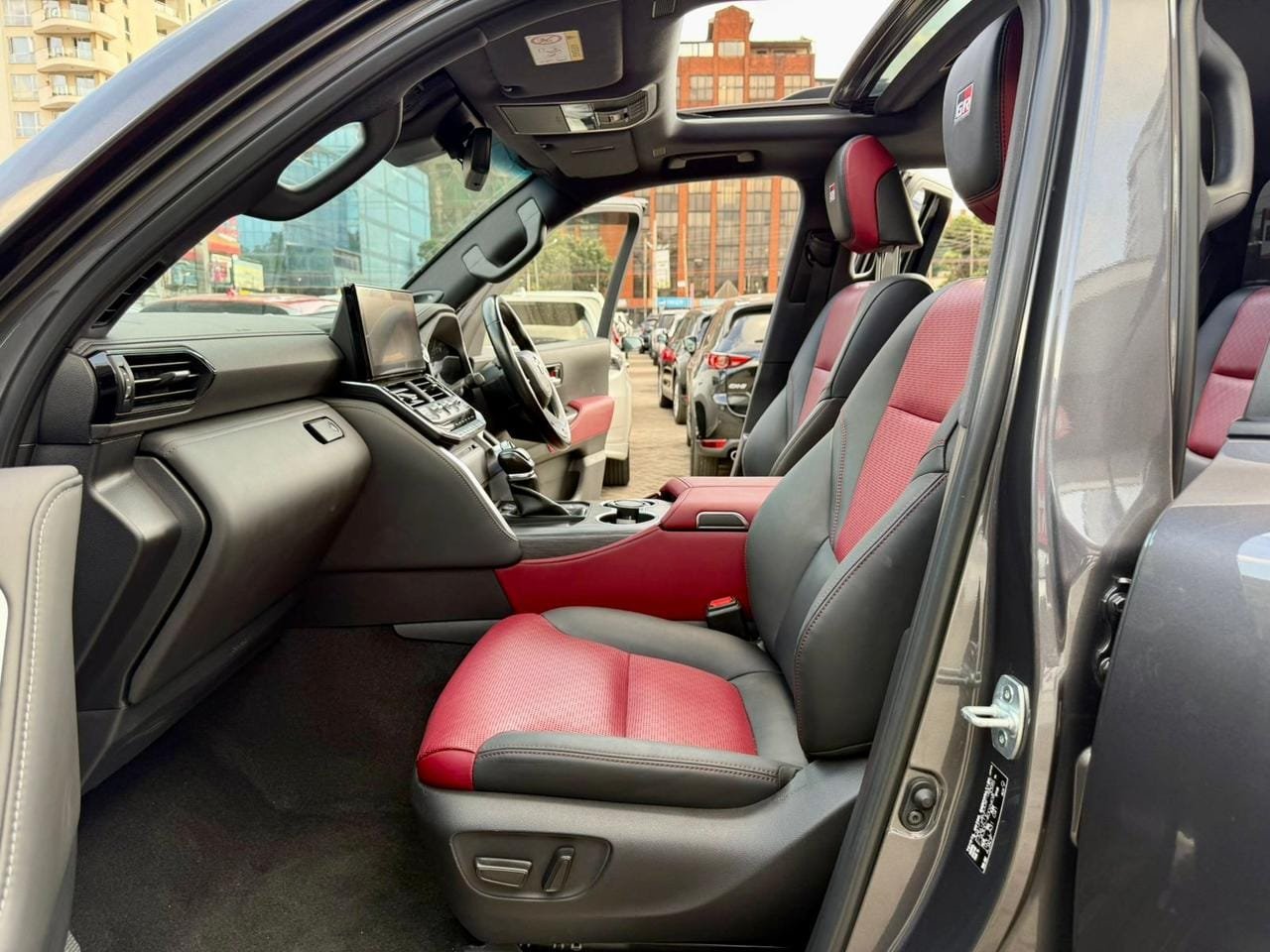 Land CRUISER lc300 sports DIESEL 3.3L lipa pole pole π² QUICK SALE Deal on offer You Pay 30% Deposit Hire purchase installments HP UpTo 70% financing/finance NO CRB STATUS CHECK Trade in OK