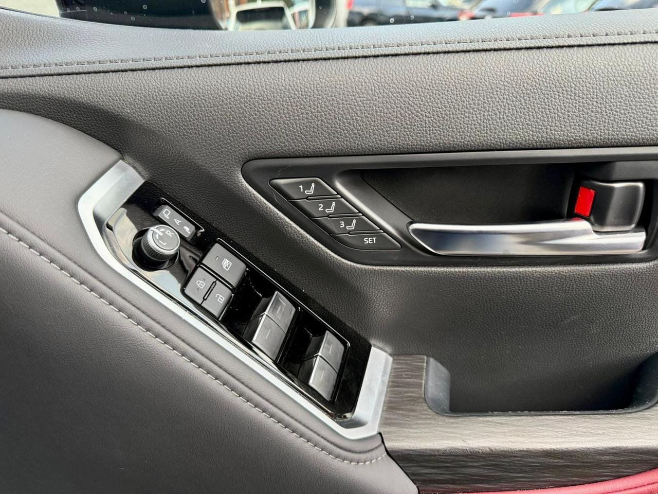 Land CRUISER lc300 sports DIESEL 3.3L lipa pole pole π² QUICK SALE Deal on offer You Pay 30% Deposit Hire purchase installments HP UpTo 70% financing/finance NO CRB STATUS CHECK Trade in OK