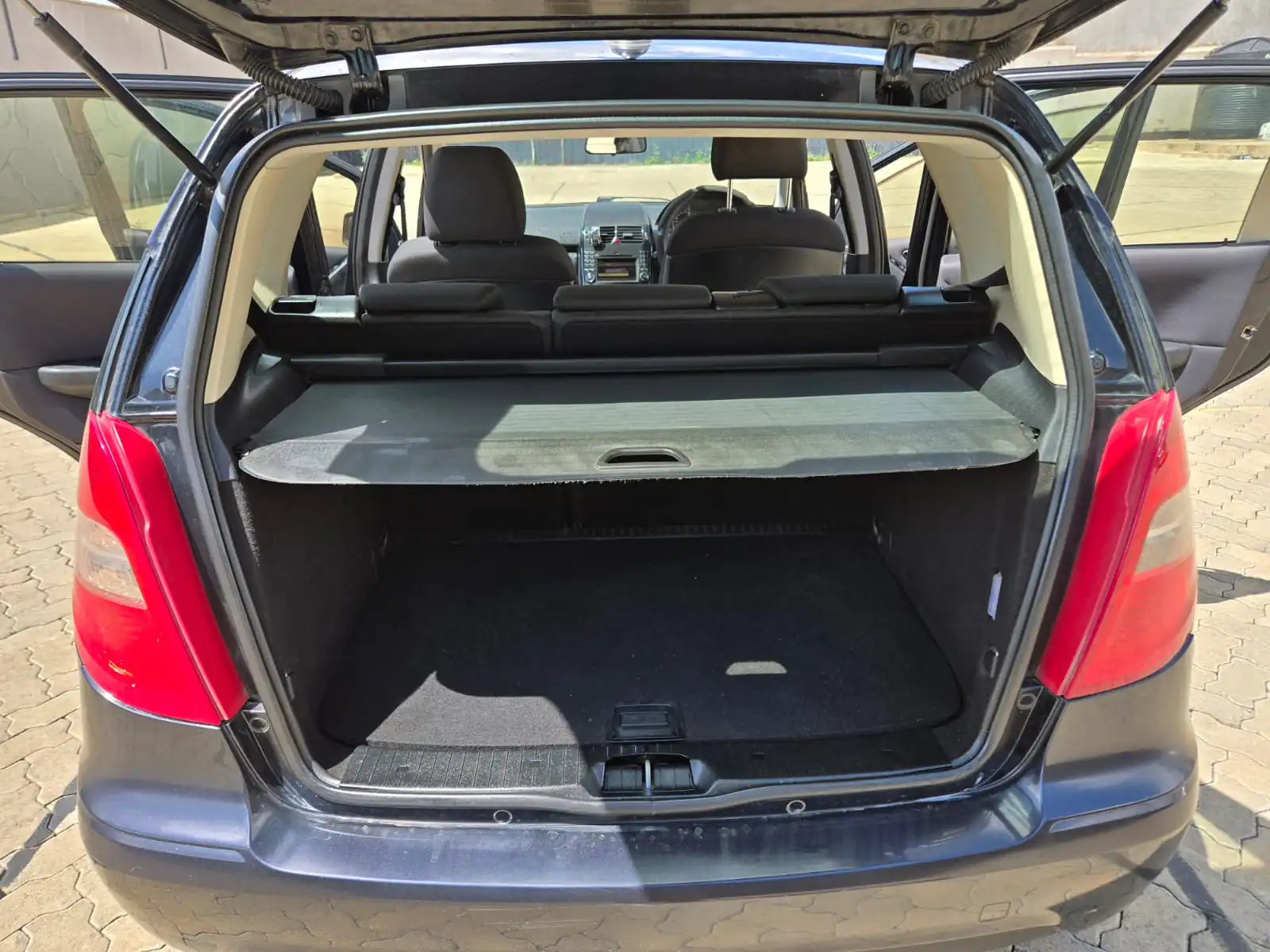 Mercedes Benz A170  lipa pole pole DEAL on offer QUICK SALE You Pay 30% Deposit Hire purchase installments HP UpTo 70% financing/finance NO CRB STATUS CHECK Trade in OK