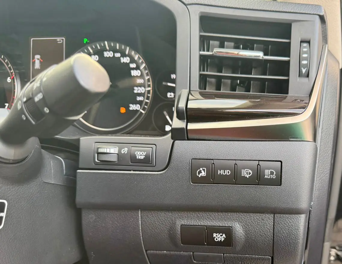 lexus lx 570 New Arrival 12.9M 😲 QUICK SALE Deal on offer You Pay 30% Deposit Hire purchase installments HP UpTo 70% financing/finance NO CRB STATUS CHECK Trade in OK