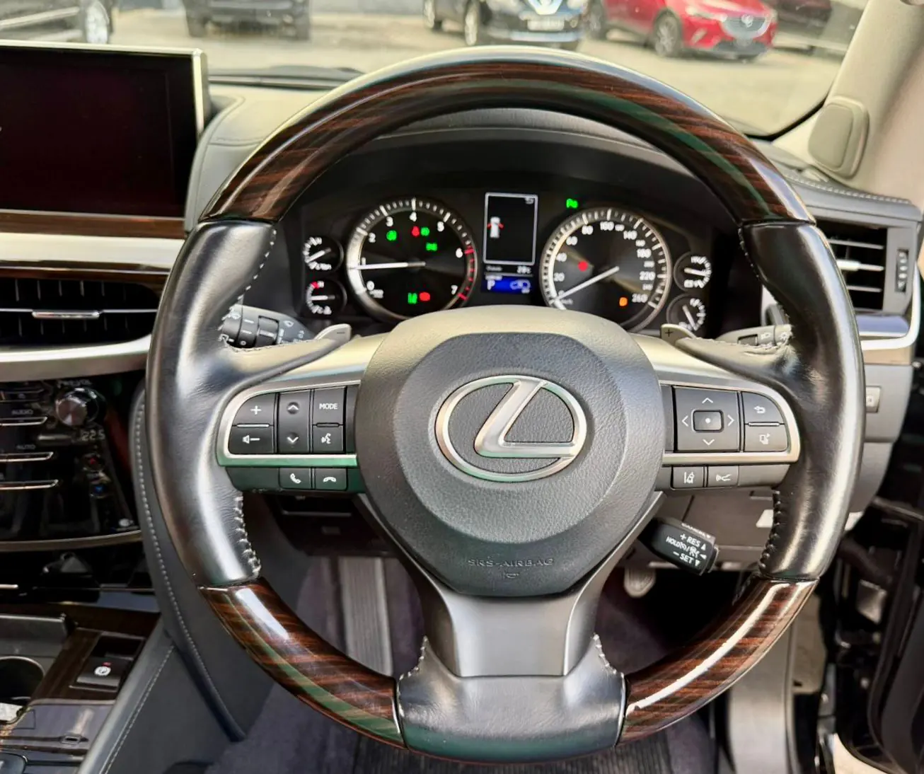 lexus lx 570 New Arrival 12.9M 😲 QUICK SALE Deal on offer You Pay 30% Deposit Hire purchase installments HP UpTo 70% financing/finance NO CRB STATUS CHECK Trade in OK