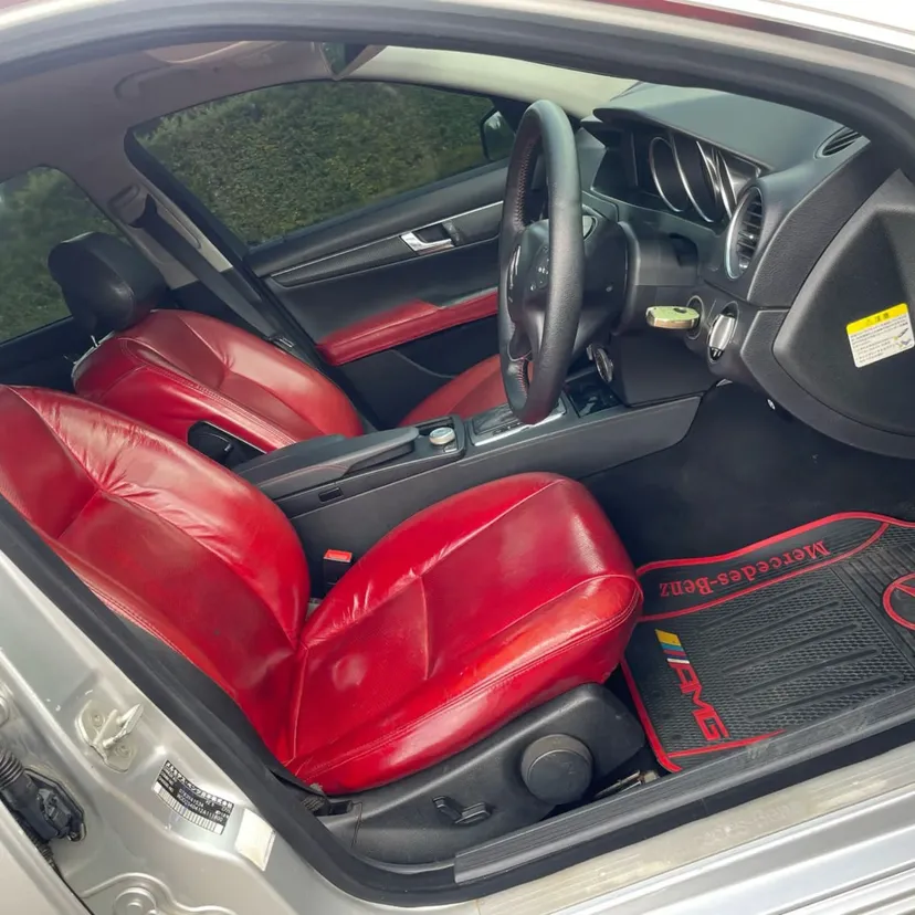 Mercedes Benz C200 c class DEAL ON OFFER QUICK SALE You Pay 30% Deposit Hire purchase installments HP UpTo 70% financing/finance NO CRB STATUS CHECK Trade in OK