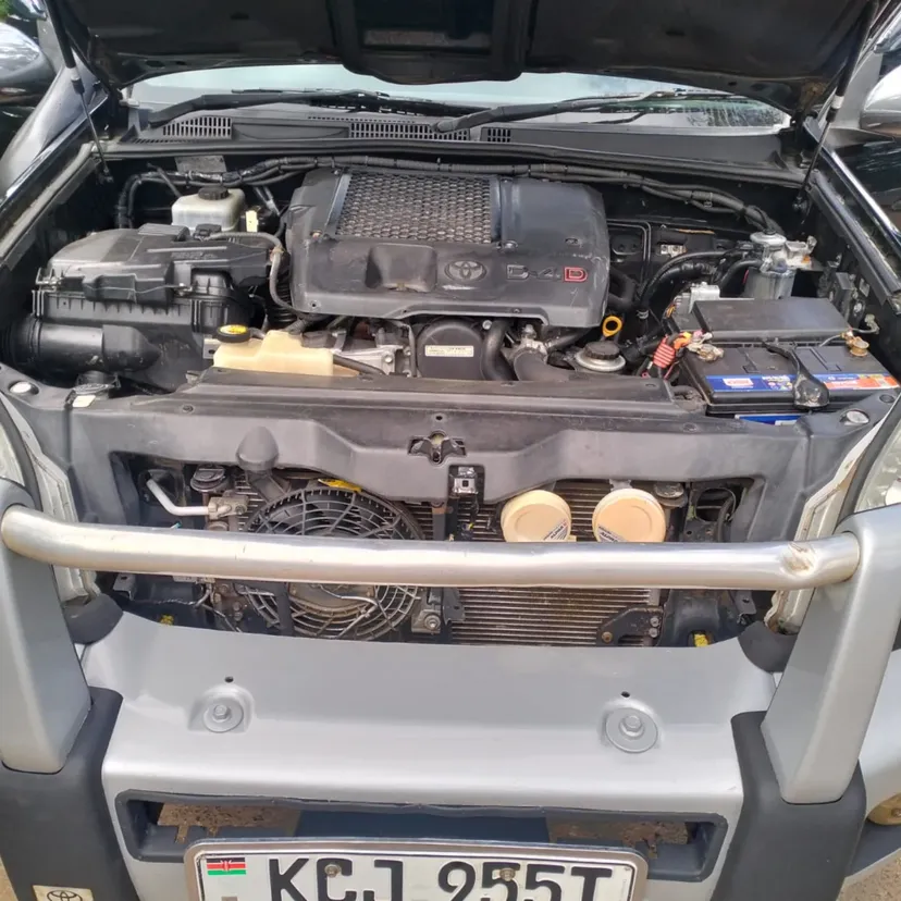 Toyota Prado Land-Cruiser SUNROOF QUICK SALE Deal on offer You Pay 30% Deposit Hire purchase installments HP UpTo 70% financing/finance NO CRB STATUS CHECK Trade in OK