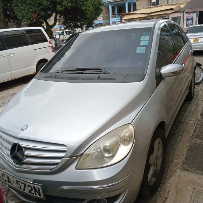 Mercedes Benz B170 580k ONLY 😲 lipa pole pole DEAL on offer QUICK SALE You Pay 30% Deposit Hire purchase installments HP UpTo 70% financing/finance NO CRB STATUS CHECK Trade in OK b class