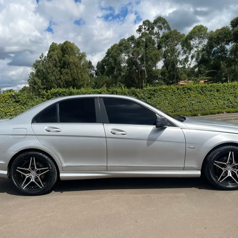Mercedes Benz C200 c class DEAL ON OFFER QUICK SALE You Pay 30% Deposit Hire purchase installments HP UpTo 70% financing/finance NO CRB STATUS CHECK Trade in OK