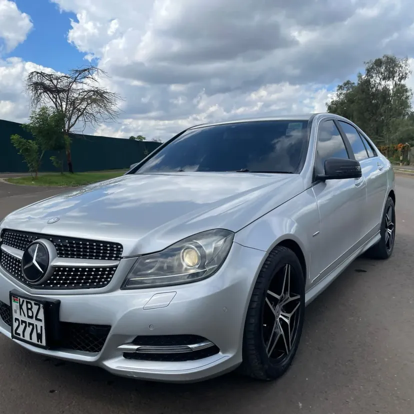 Mercedes Benz C200 c class DEAL ON OFFER QUICK SALE You Pay 30% Deposit Hire purchase installments HP UpTo 70% financing/finance NO CRB STATUS CHECK Trade in OK
