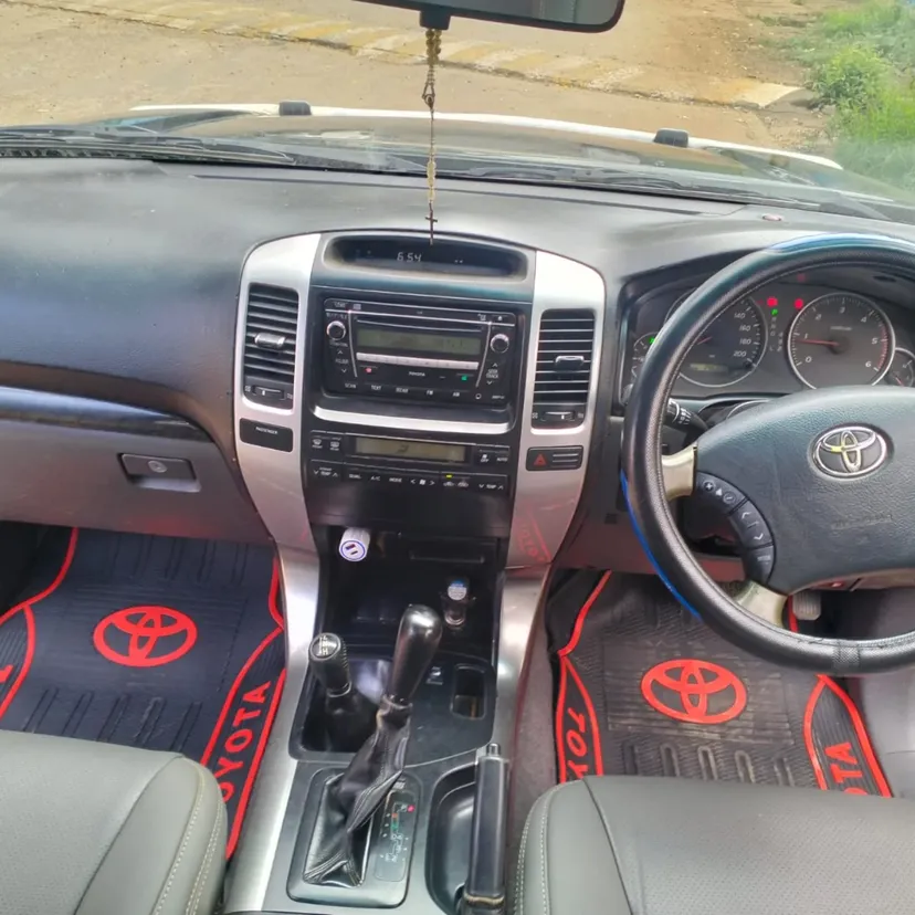 Toyota Prado Land-Cruiser SUNROOF QUICK SALE Deal on offer You Pay 30% Deposit Hire purchase installments HP UpTo 70% financing/finance NO CRB STATUS CHECK Trade in OK