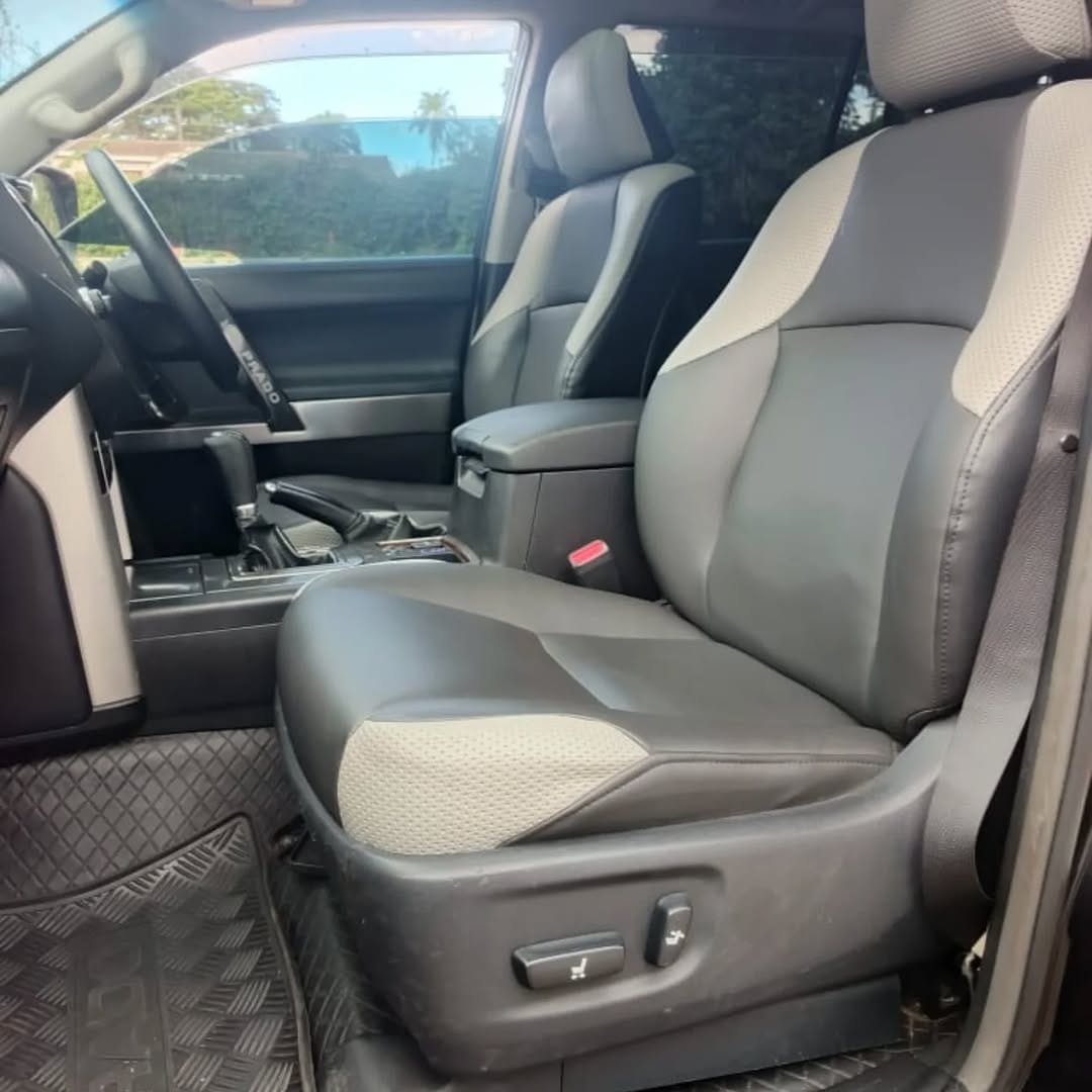 Toyota land cruiser Prado VX-L KAKADU 3.4M ONLY sunroof cooler box height control QUICK SALE Deal on offer You Pay 30% Deposit Hire purchase installments HP UpTo 70% financing/finance NO CRB STATUS CHECK Trade in OK