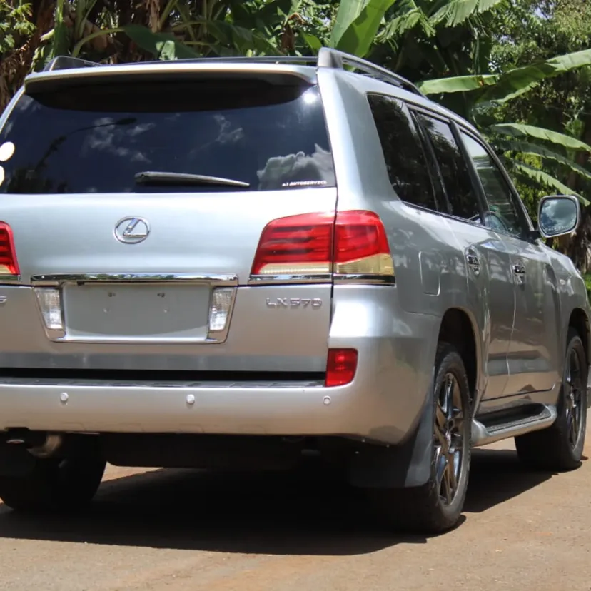 Lexus LX 570 On offer Deal! QUICK SALE lipa pole pole You Pay 30% Deposit Hire purchase installments HP UpTo 70% financing/finance NO CRB STATUS CHECK Trade in OK