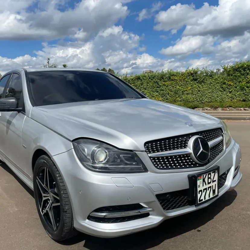 Mercedes Benz C200 c class DEAL ON OFFER QUICK SALE You Pay 30% Deposit Hire purchase installments HP UpTo 70% financing/finance NO CRB STATUS CHECK Trade in OK