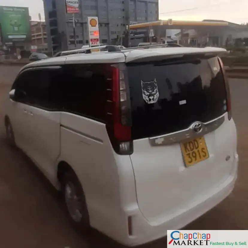 Toyota Noah van 😲 🔥 lipa pole pole DEAL on offer QUICK SALE You Pay 30% Deposit Hire purchase installments HP Car IMPORT 0% DEPOSIT. UpTo 70% financing/finance NO CRB STATUS CHECK Trade in OK