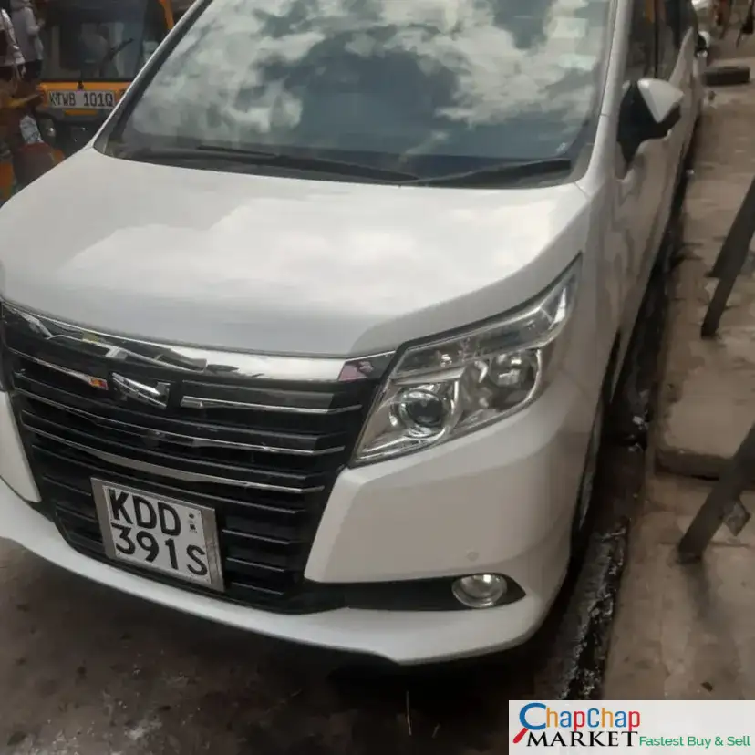 Toyota Noah van 😲 🔥 lipa pole pole DEAL on offer QUICK SALE You Pay 30% Deposit Hire purchase installments HP Car IMPORT 0% DEPOSIT. UpTo 70% financing/finance NO CRB STATUS CHECK Trade in OK