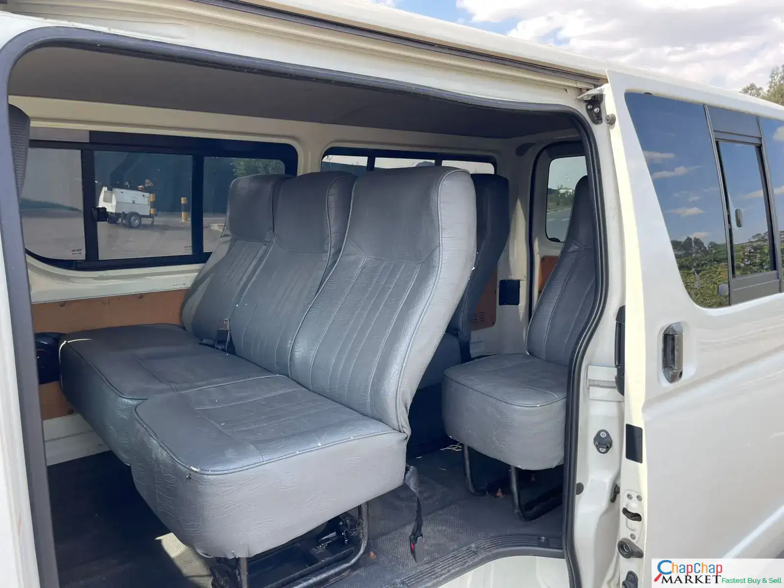 Toyota Hiace 7L van Private 😲 🔥 lipa pole pole DEAL on offer QUICK SALE You Pay 30% Deposit Hire purchase installments HP Car IMPORT 0% DEPOSIT. UpTo 70% financing/finance NO CRB STATUS CHECK Trade in OK