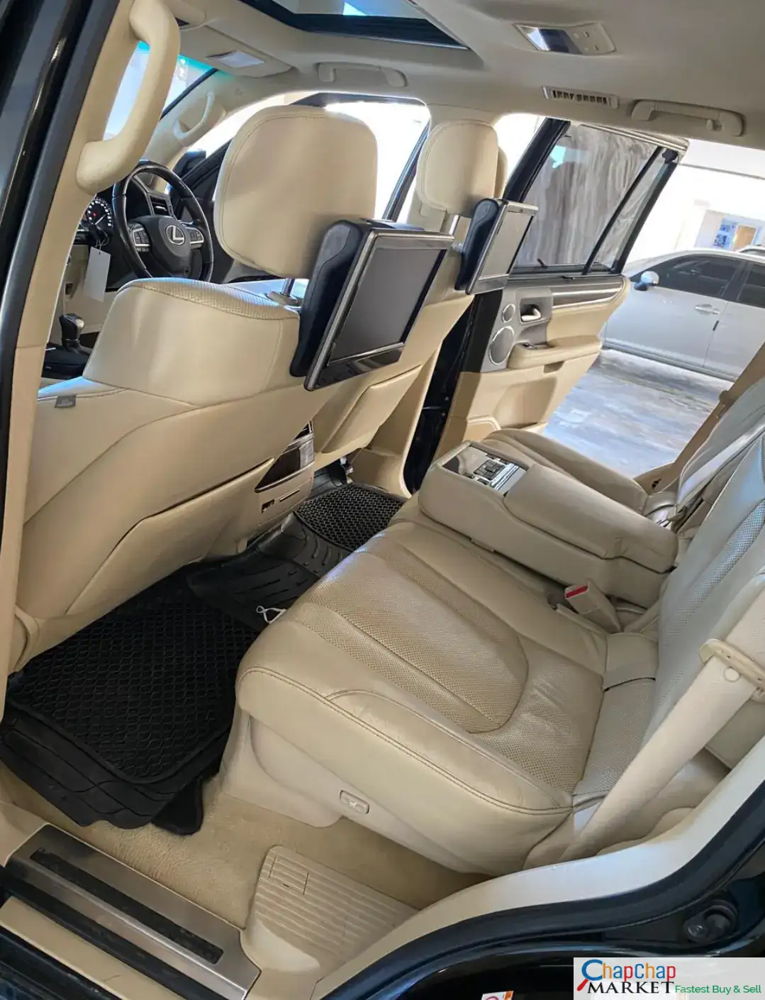 Lexus LX 570 Asian Owner Very clean fully loaded 😲 🔥 lipa pole pole DEAL on offer QUICK SALE You Pay 30% Deposit Hire purchase installments HP Car IMPORT 0% DEPOSIT. UpTo 70% financing/finance NO CRB STATUS CHECK Trade in OK