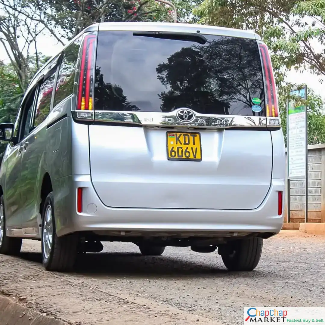 Toyota Noah New arrival 8 seater 😲 🔥 lipa pole pole DEAL on offer QUICK SALE You Pay 30% Deposit Hire purchase installments HP Car IMPORT 0% DEPOSIT. UpTo 70% financing/finance NO CRB STATUS CHECK Trade in OK