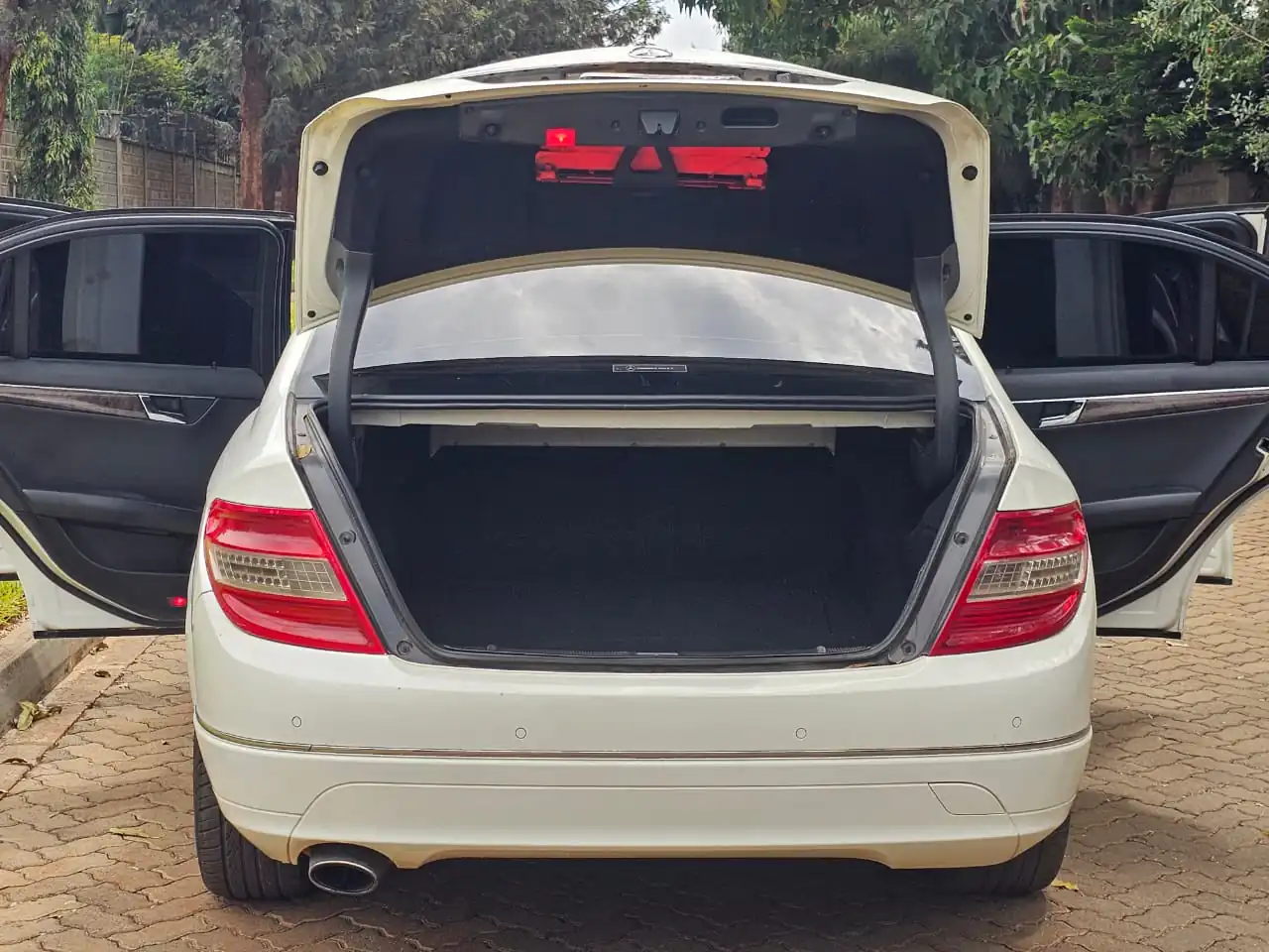 Mercedes-Benz c200 CGI QUICKEST SALE EVER 1.8L fully Loaded New Shape 😲 🔥 lipa pole pole DEAL on offer QUICK SALE You Pay 30% Deposit Hire purchase installments HP Car IMPORT 0% DEPOSIT. UpTo 70% financing/finance NO CRB STATUS CHECK Trade in OK 19 Mercedes-Benz c200 CGI QUICKEST SALE EVER 1.8L fully Loaded New Shape 😲 🔥 lipa pole pole DEAL on offer QUICK SALE You Pay 30% Deposit Hire purchase installments HP Car IMPORT 0% DEPOSIT. UpTo 70% financing/finance NO CRB STATUS CHECK Trade in OK