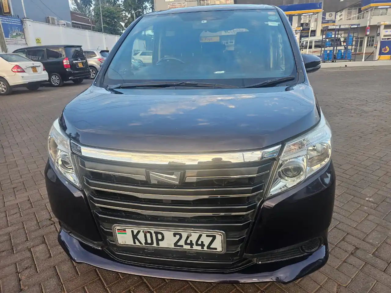 Toyota Noah 8 seater New Shape 😲 QUICK SALE. Cars from 150K, 30% Deposit lipa pole pole. Hire purchase installments HP Car IMPORT 0% DEPOSIT. UpTo 70% financing/finance NO CRB STATUS CHECK Trade in OK