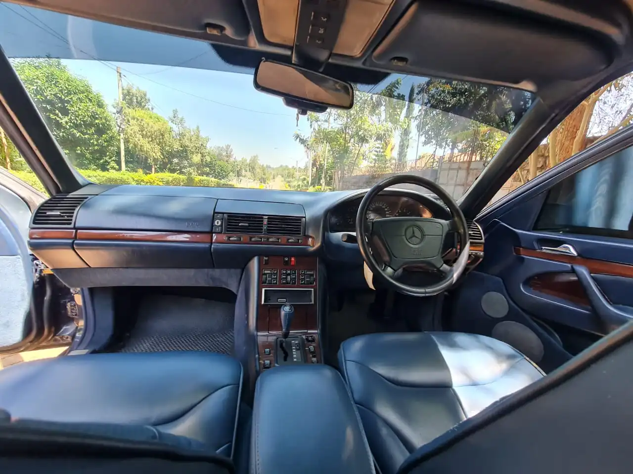 Bulletproof Mercedes Benz S class Classic Armoured QUICK SALE. Cars from 150K, 30% Deposit lipa pole pole. Hire purchase installments HP. UpTo 70% financing/finance NO CRB STATUS CHECK Trade in OK