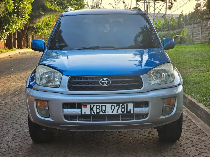 Toyota Rav4 3 Doors  QUICK SALE. Cars from 150K, 30% Deposit lipa pole pole. Hire purchase installments HP. UpTo 70% financing/finance NO CRB STATUS CHECK Trade in OK