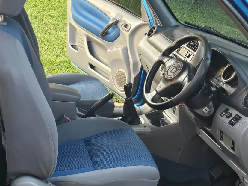 Toyota Rav4 3 Doors  QUICK SALE. Cars from 150K, 30% Deposit lipa pole pole. Hire purchase installments HP. UpTo 70% financing/finance NO CRB STATUS CHECK Trade in OK