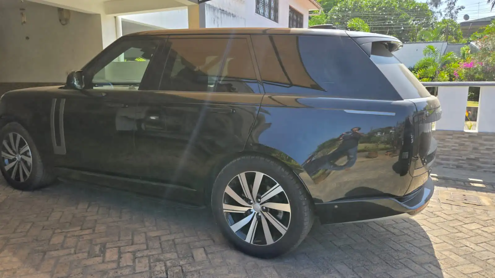 Land Rover Range Rover P400 2022 New Arrival New Shape QUICK SALE. Cars from 150K, 30% Deposit lipa pole pole. Hire purchase installments HP Car IMPORT 0% DEPOSIT. UpTo 70% financing/finance NO CRB STATUS CHECK Trade in OK