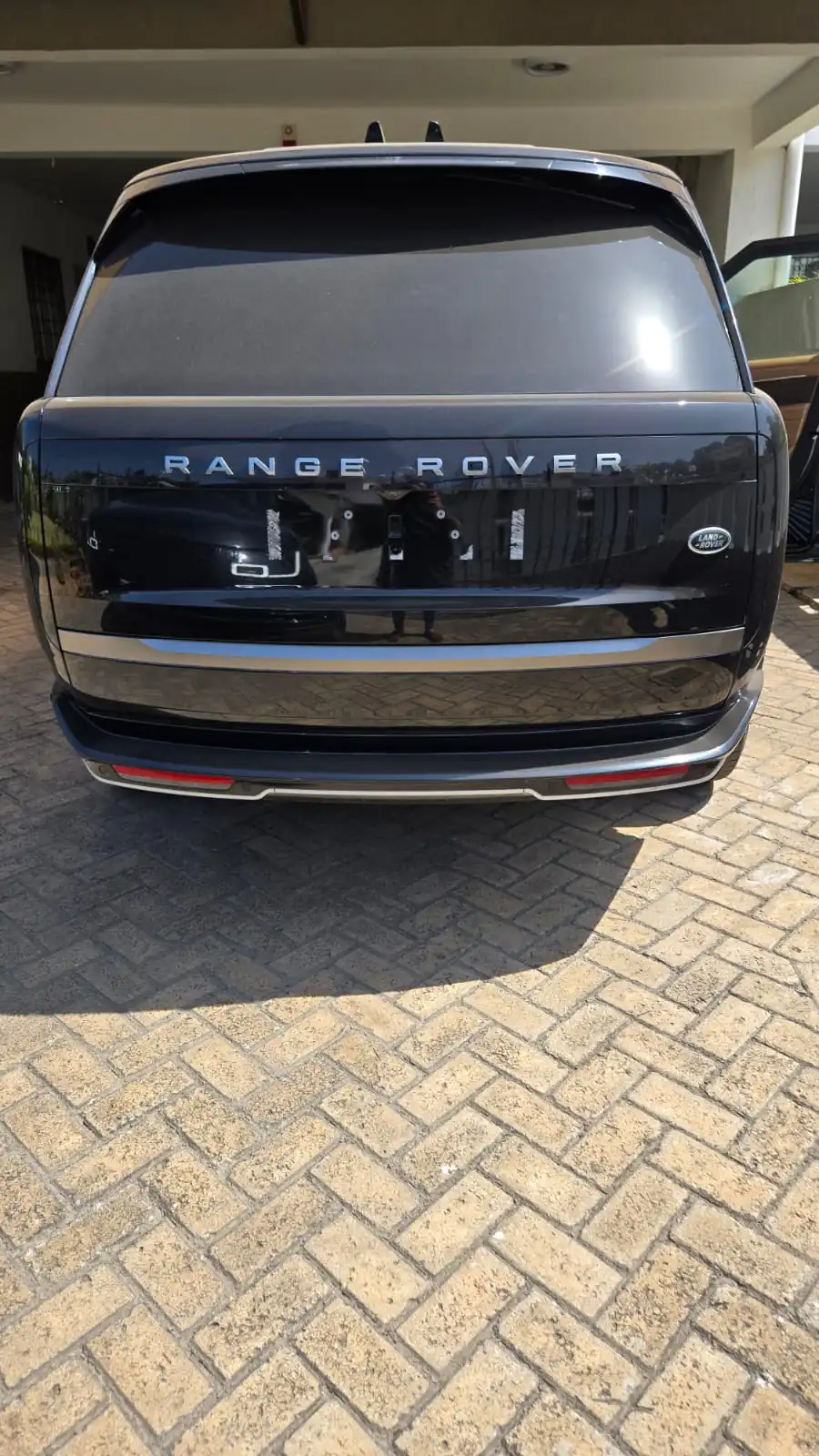Land Rover Range Rover P400 2022 New Arrival New Shape QUICK SALE. Cars from 150K, 30% Deposit lipa pole pole. Hire purchase installments HP Car IMPORT 0% DEPOSIT. UpTo 70% financing/finance NO CRB STATUS CHECK Trade in OK