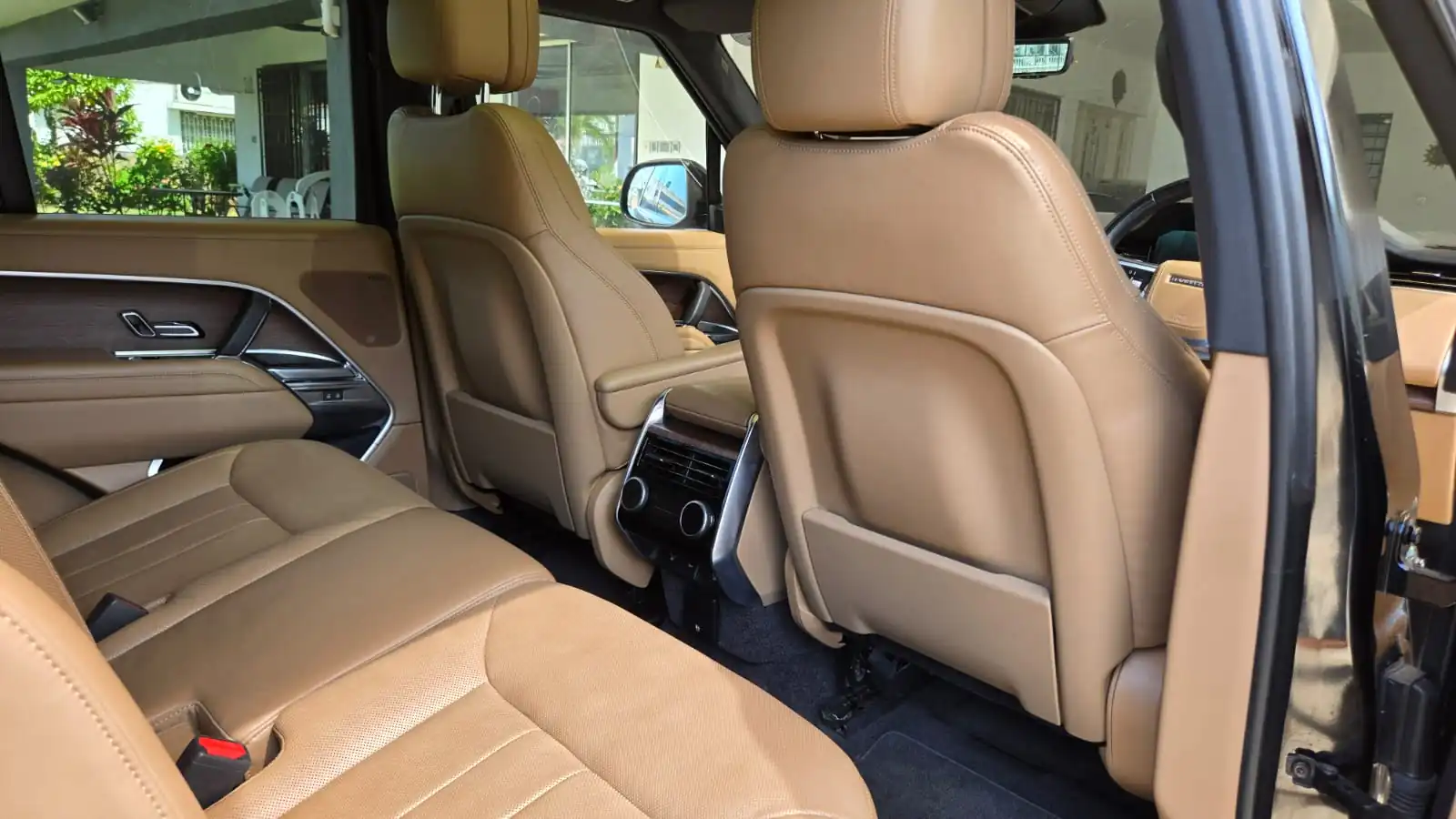 Land Rover Range Rover P400 2022 New Arrival New Shape QUICK SALE. Cars from 150K, 30% Deposit lipa pole pole. Hire purchase installments HP Car IMPORT 0% DEPOSIT. UpTo 70% financing/finance NO CRB STATUS CHECK Trade in OK