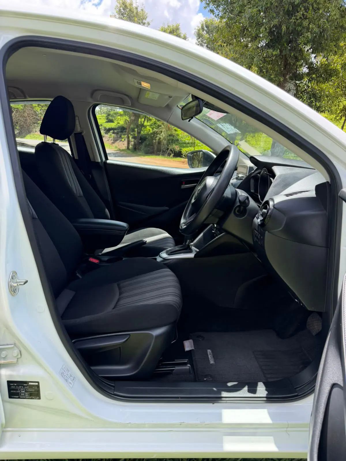 Mazda Demio New Arrival 😲 😲 QUICK SALE. Cars from 150K, 30% Deposit lipa pole pole. Hire purchase installments HP. UpTo 70% financing/finance NO CRB STATUS CHECK Trade in OK