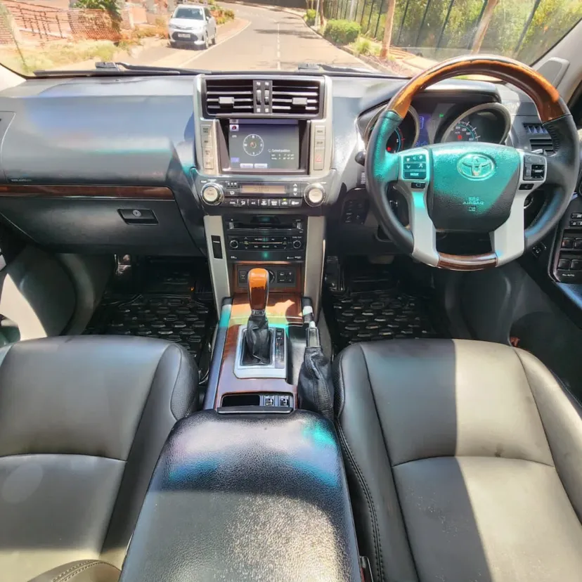 TOYOTA Land Cruiser PRADO J150 SERIES VXL😲 QUICK SALE. Cars from 150K, 30% Deposit lipa pole pole. Hire purchase installments HP. UpTo 70% financing/finance NO CRB STATUS CHECK Trade in OK