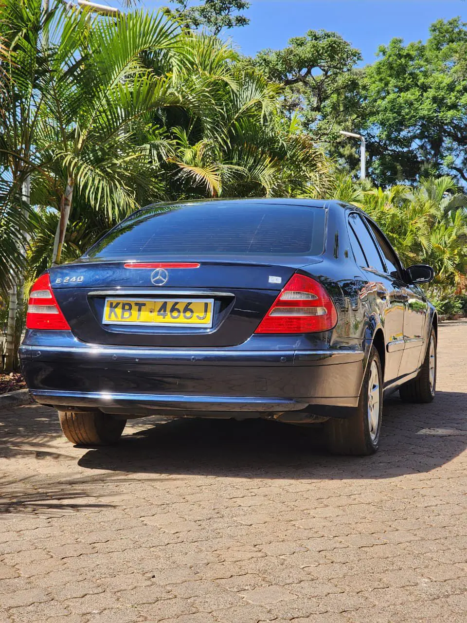 Mercedes Benz E class E240 QUICK SALE. Cars from 150K, 30% Deposit lipa pole pole. Hire purchase installments HP. UpTo 70% financing/finance NO CRB STATUS CHECK Trade in OK