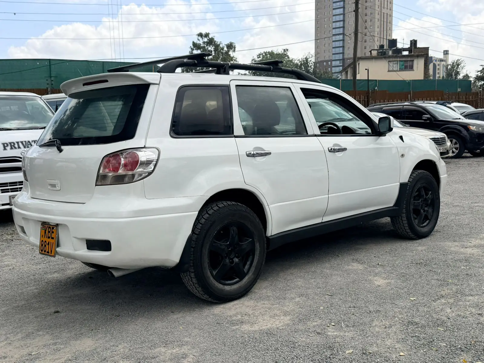 Mitsubishi Outlander Airtrek with SUNROOF QUICK SALE Asian Owner. Cars from 150K, 30% Deposit lipa pole pole. Hire purchase installments HP. UpTo 70% financing/finance NO CRB STATUS CHECK Trade in OK