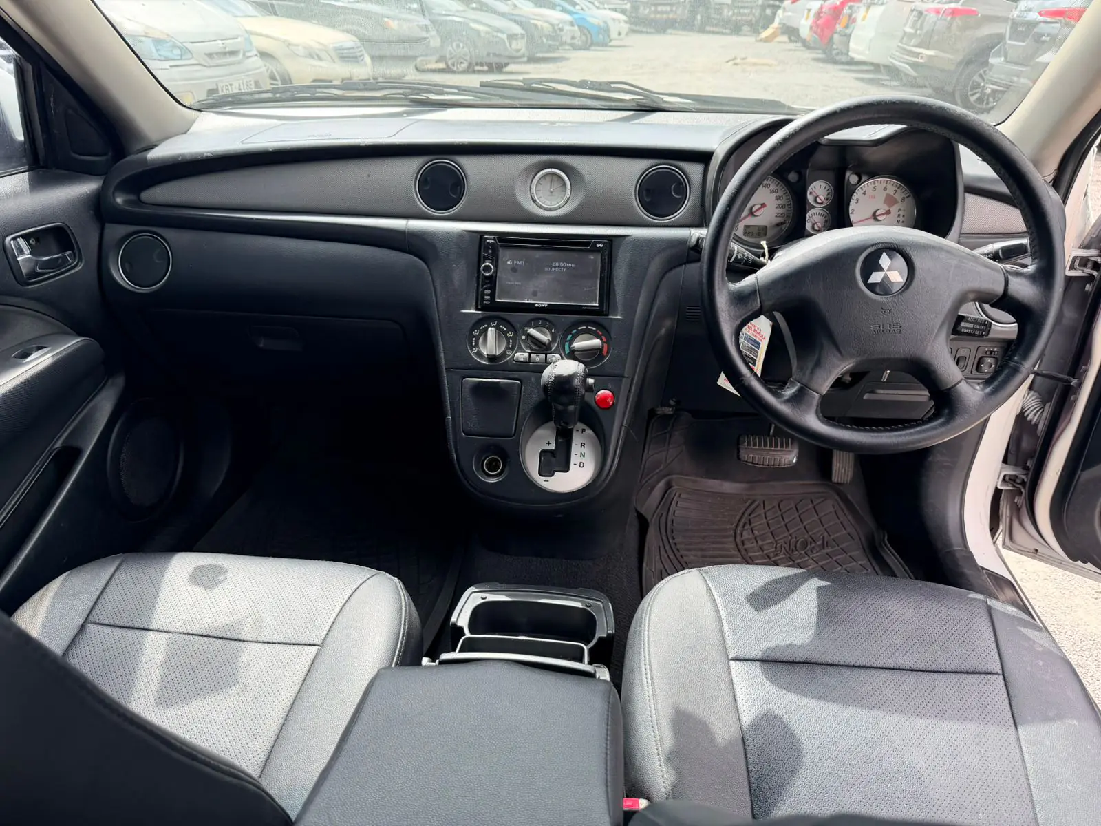 Mitsubishi Outlander Airtrek with SUNROOF QUICK SALE Asian Owner. Cars from 150K, 30% Deposit lipa pole pole. Hire purchase installments HP. UpTo 70% financing/finance NO CRB STATUS CHECK Trade in OK