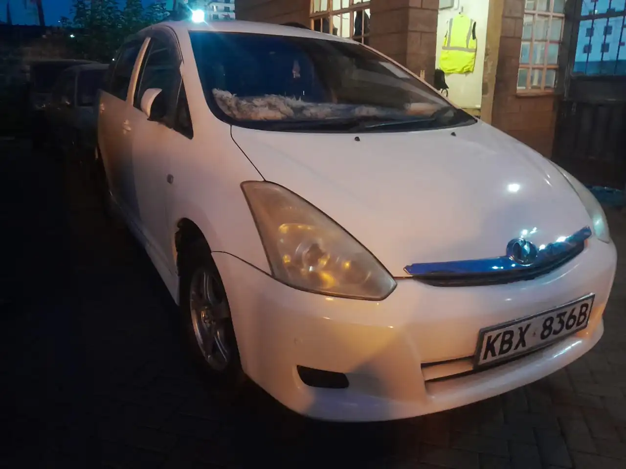 Toyota WISH 490K ONLY 😲 QUICK SALE. Cars from 150K, 30% Deposit lipa pole pole. Hire purchase installments HP. UpTo 70% financing/finance NO CRB STATUS CHECK Trade in OK