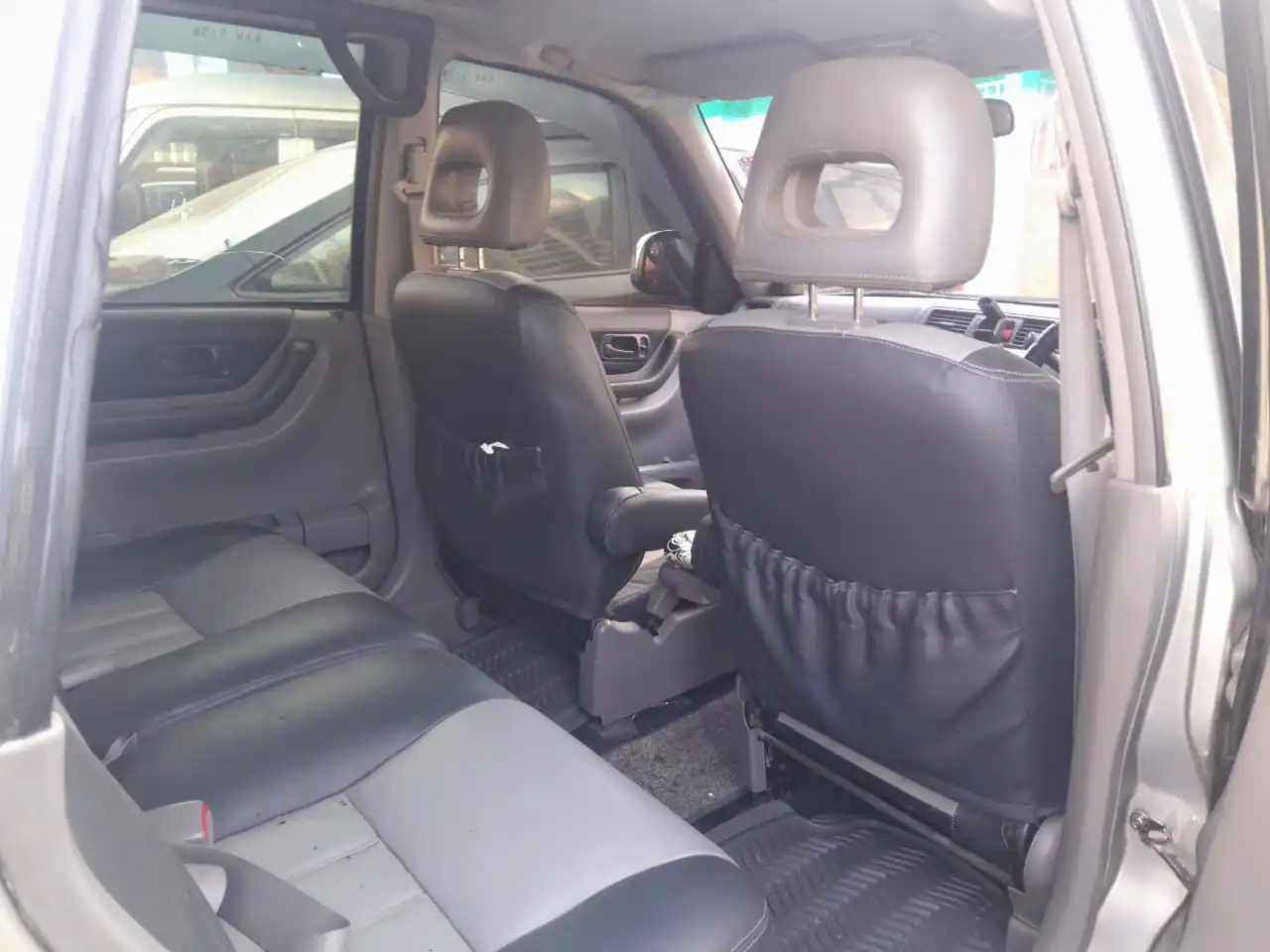 Honda CR-V  QUICK SALE. Cars from 150K, 30% Deposit lipa pole pole. Hire purchase installments HP. UpTo 70% financing/finance NO CRB STATUS CHECK Trade in OK