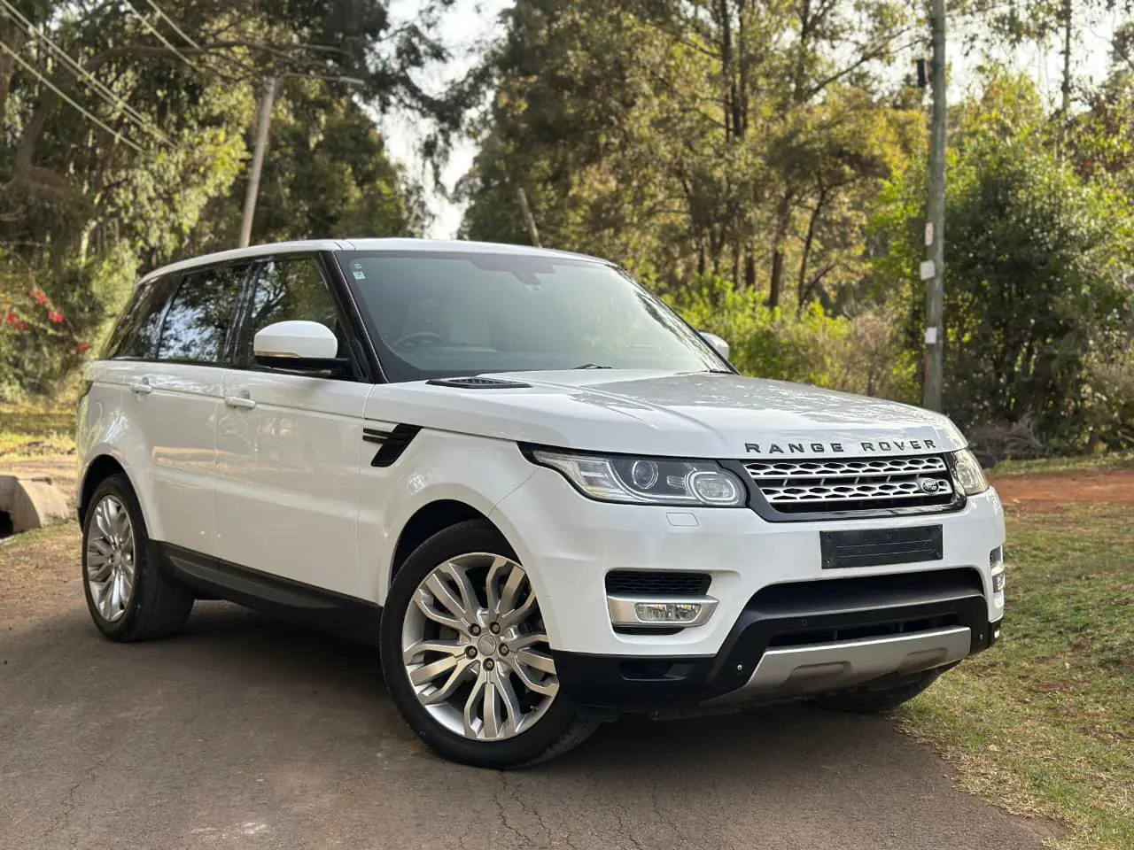 Range Rover Sport HSE Petrol On offer 😲 QUICK SALE. Cars from 150K, 30% Deposit lipa pole pole. Hire purchase installments HP. UpTo 70% financing/finance NO CRB STATUS CHECK Trade in OK