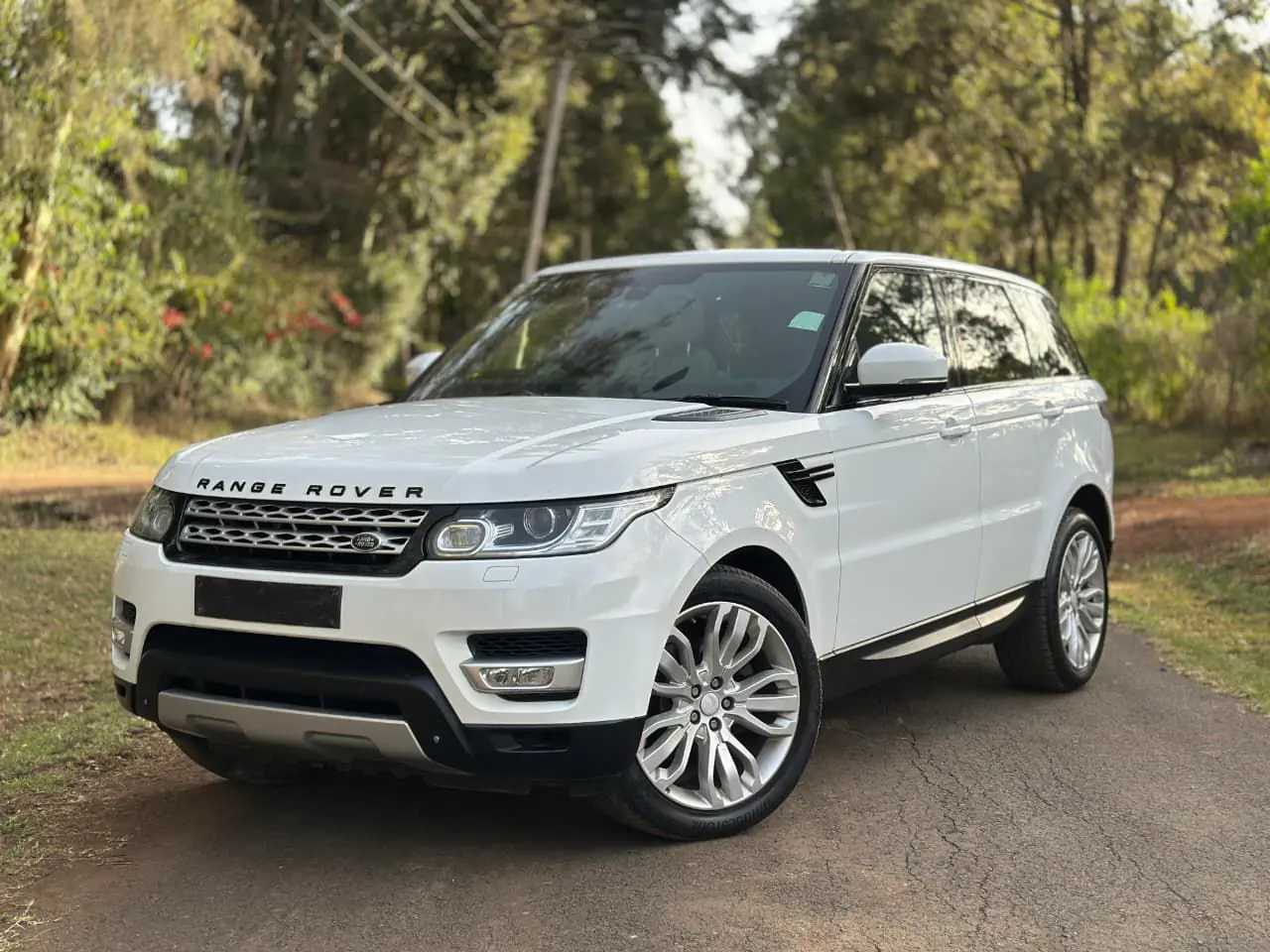 Range Rover Sport HSE Petrol On offer 😲 QUICK SALE. Cars from 150K, 30% Deposit lipa pole pole. Hire purchase installments HP. UpTo 70% financing/finance NO CRB STATUS CHECK Trade in OK