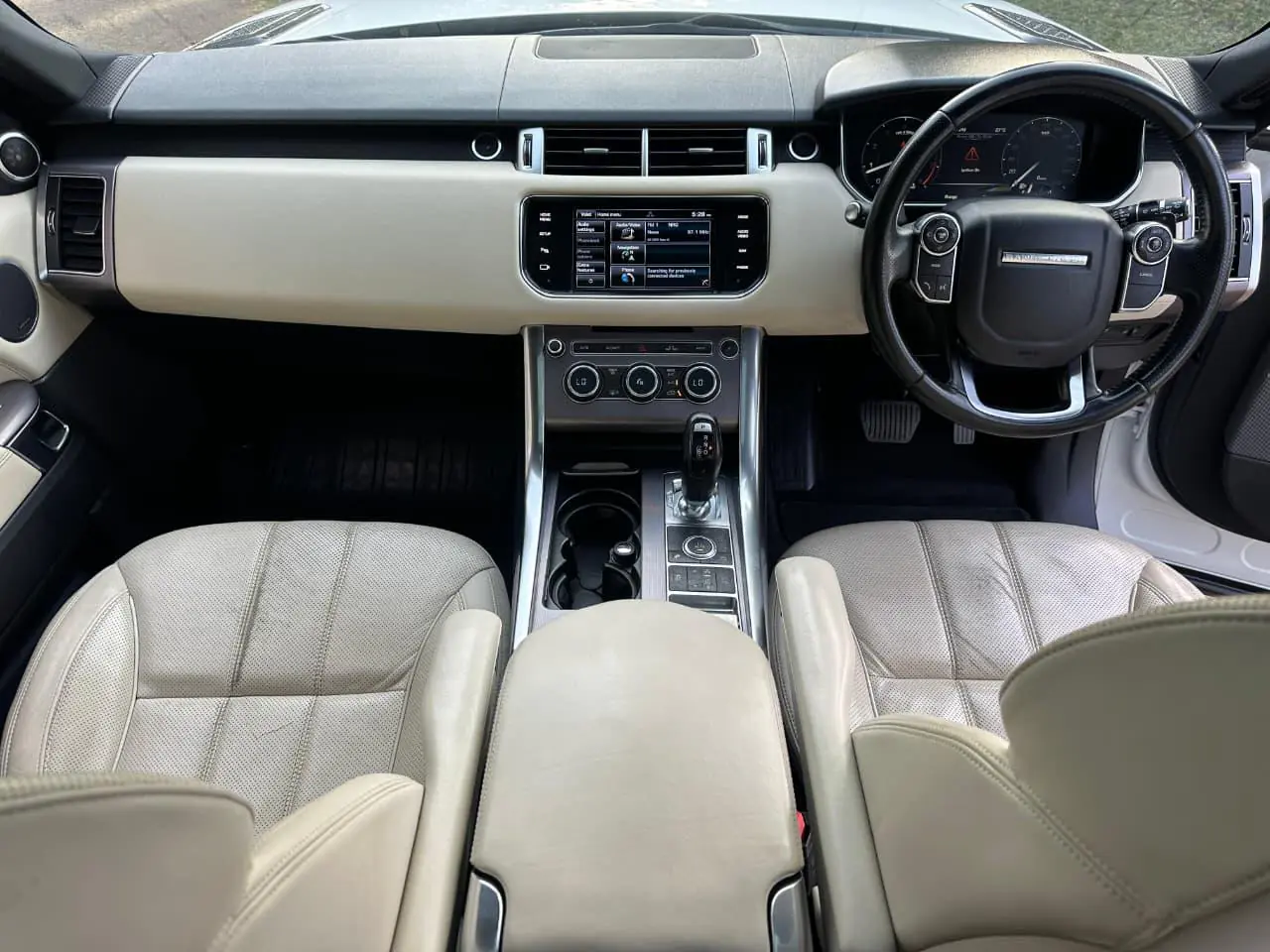 Range Rover Sport HSE Petrol On offer 😲 QUICK SALE. Cars from 150K, 30% Deposit lipa pole pole. Hire purchase installments HP. UpTo 70% financing/finance NO CRB STATUS CHECK Trade in OK