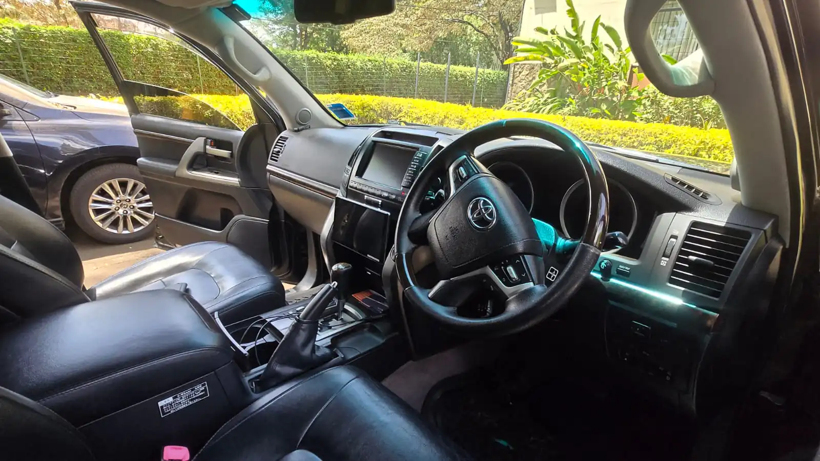 TOYOTA Land Cruiser ZX 200 SERIES On offer 😲 QUICK SALE. Cars from 150K, 30% Deposit lipa pole pole. Hire purchase installments HP. UpTo 70% financing/finance NO CRB STATUS CHECK Trade in OK