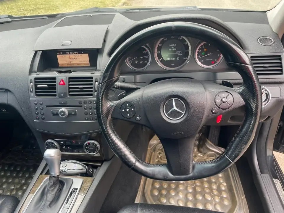 Mercedes Benz C class c200 QUICK SALE. Cars from 150K, 30% Deposit lipa pole pole. Hire purchase installments HP. UpTo 70% financing/finance NO CRB STATUS CHECK Trade in OK
