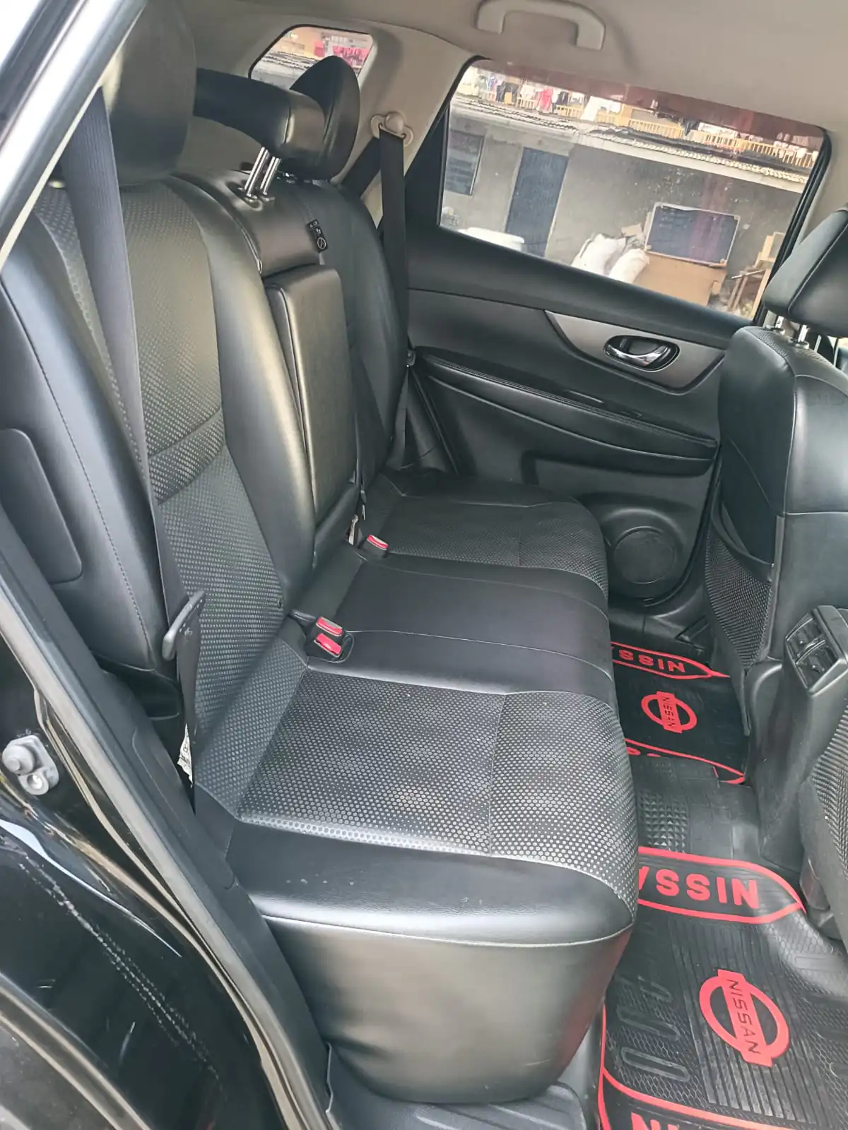 Nissan XTRAIL New Shape T32 QUICK SALE. Cars from 150K, 30% Deposit lipa pole pole. Hire purchase installments HP. UpTo 70% financing/finance NO CRB STATUS CHECK Trade in OK