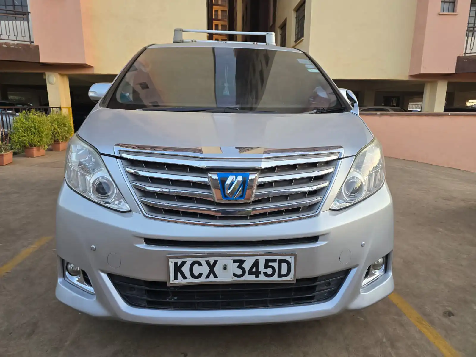 Toyota Alphard 😲 QUICK SALE. Cars from 150K, 30% Deposit lipa pole pole. Hire purchase installments HP. UpTo 70% financing/finance NO CRB STATUS CHECK Trade in OK
