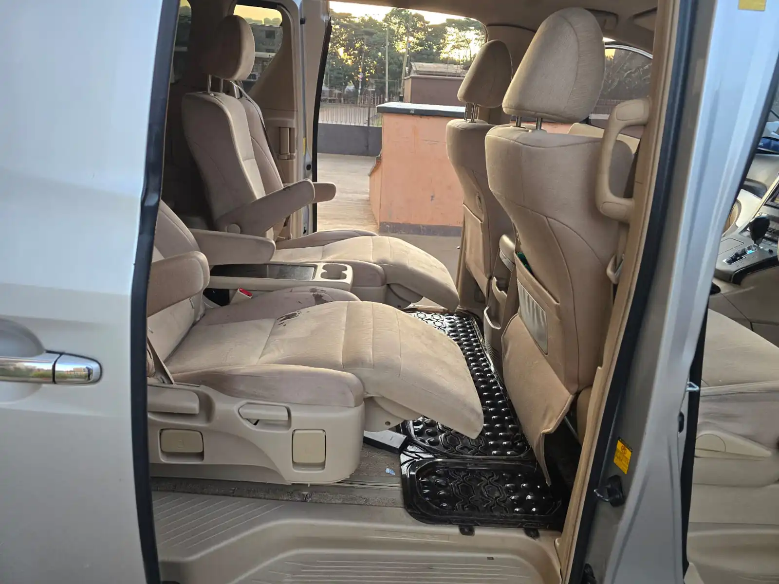 Toyota Alphard 😲 QUICK SALE. Cars from 150K, 30% Deposit lipa pole pole. Hire purchase installments HP. UpTo 70% financing/finance NO CRB STATUS CHECK Trade in OK